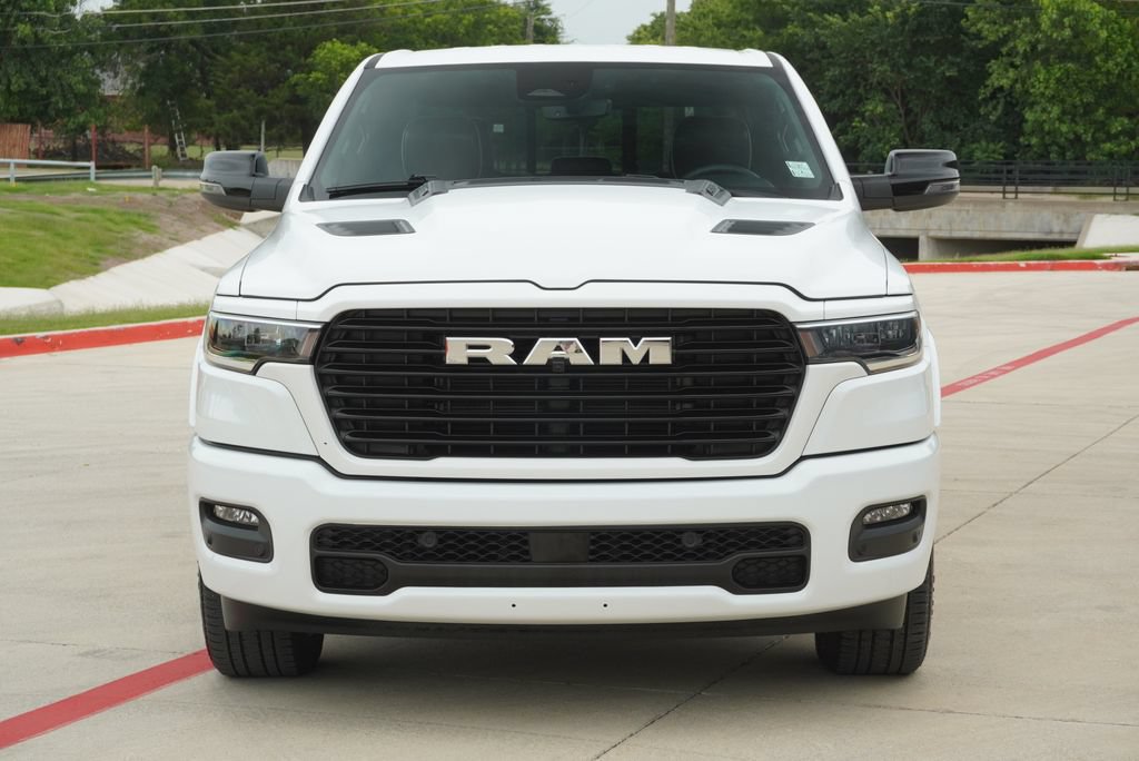Used 2025 RAM 1500 Laramie w/ Sport Appearance Package AWD/4WD image 7