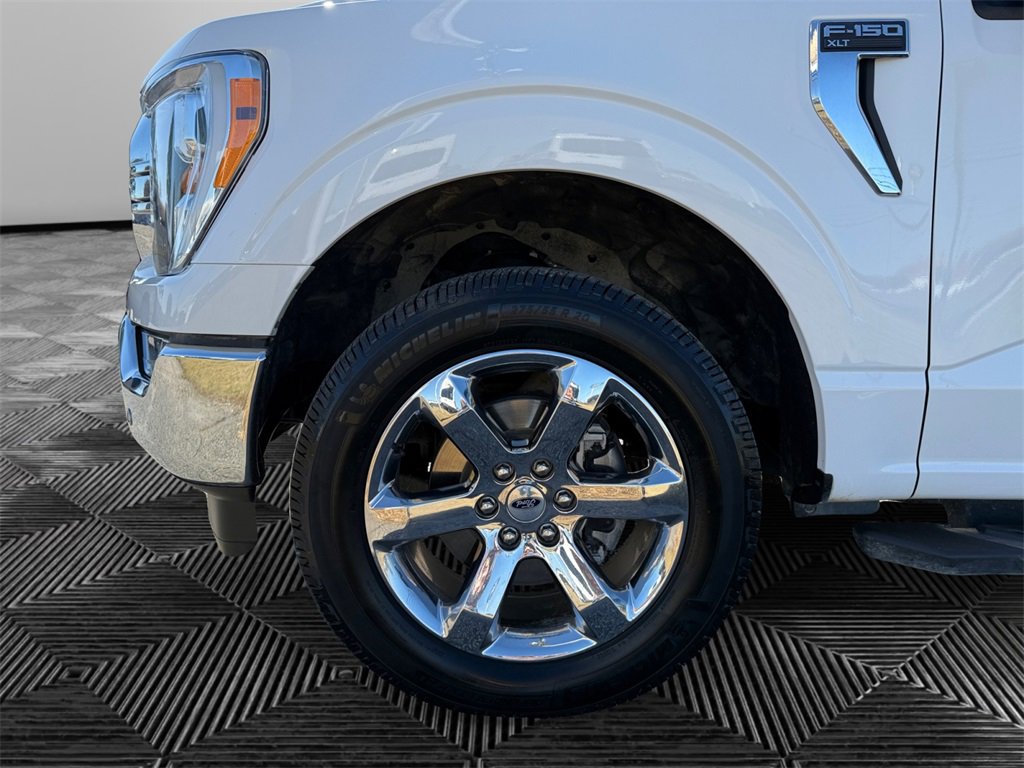 Certified 2021 Ford F150 XLT w/ Equipment Group 302A High image 14