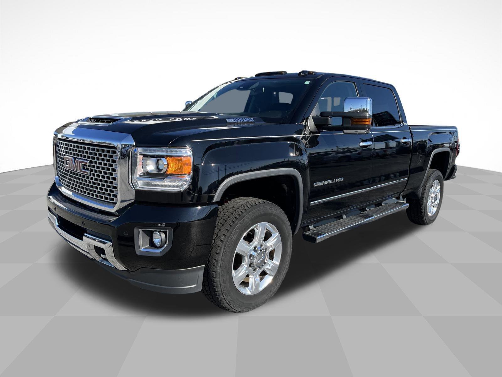 Certified 2017 GMC Sierra 2500 Denali w/ Duramax Plus Package AWD/4WD image 1