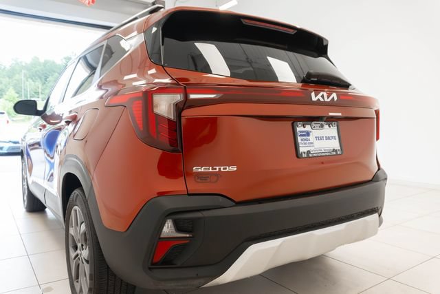 Used 2024 Kia Seltos S FWD image 9