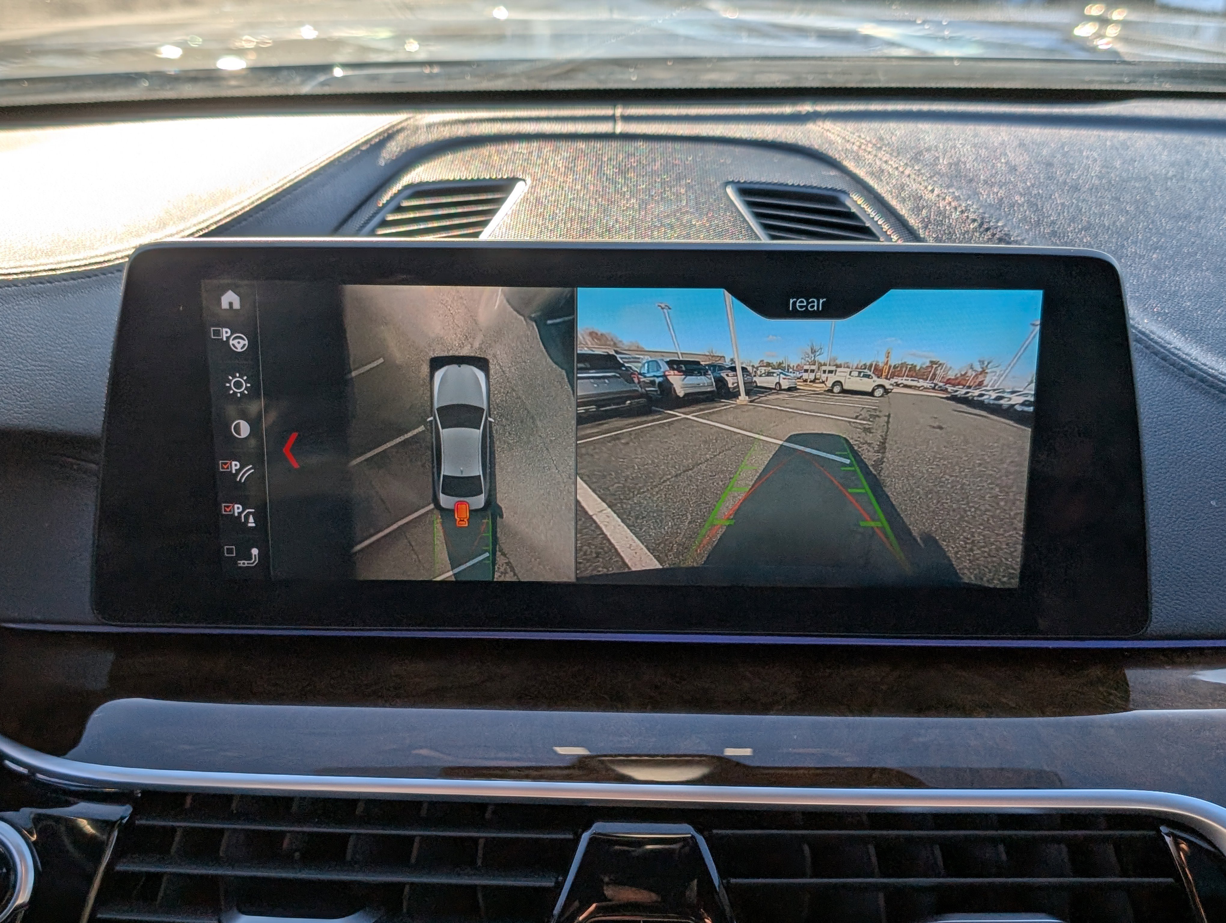 Used 2018 BMW 540i xDrive image 32