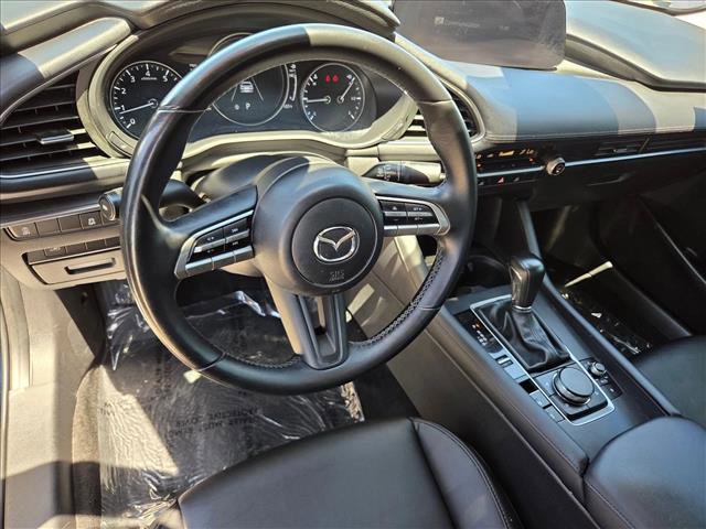 Used 2022 MAZDA MAZDA3 s FWD image 10