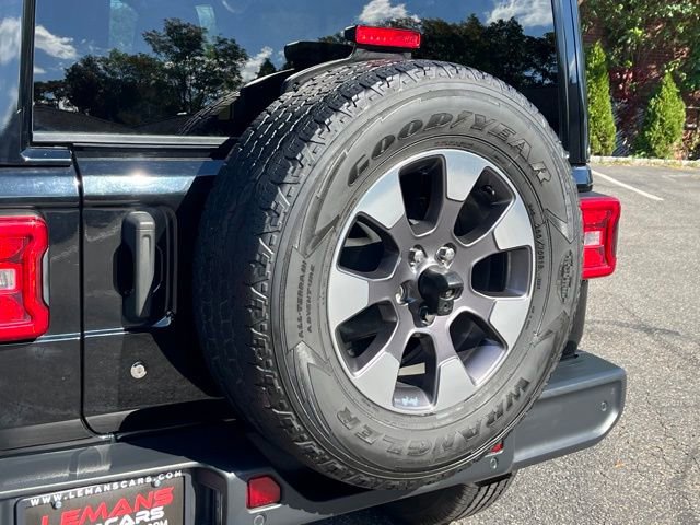 Used 2018 Jeep Wrangler Unlimited Sahara w/ Dual Top Group image 14