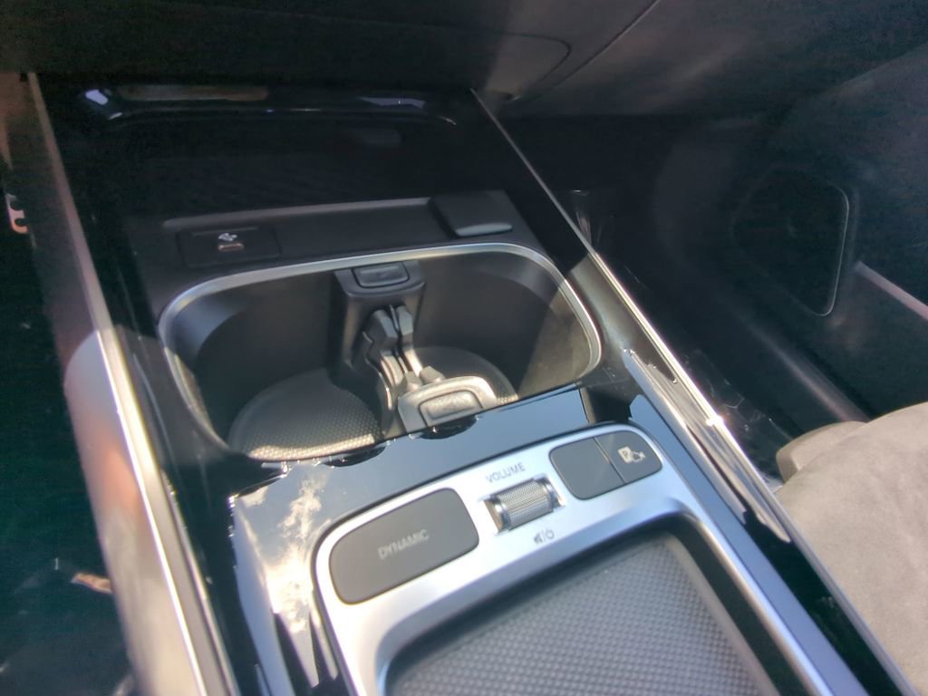 Certified 2025 Mercedes-Benz GLA 250 image 8