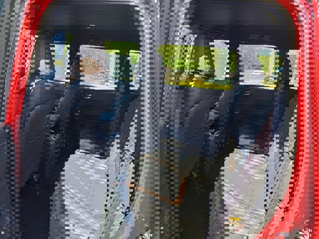 New 2026 Nissan Armada SL w/ Captain's Chari Seat Package image 13