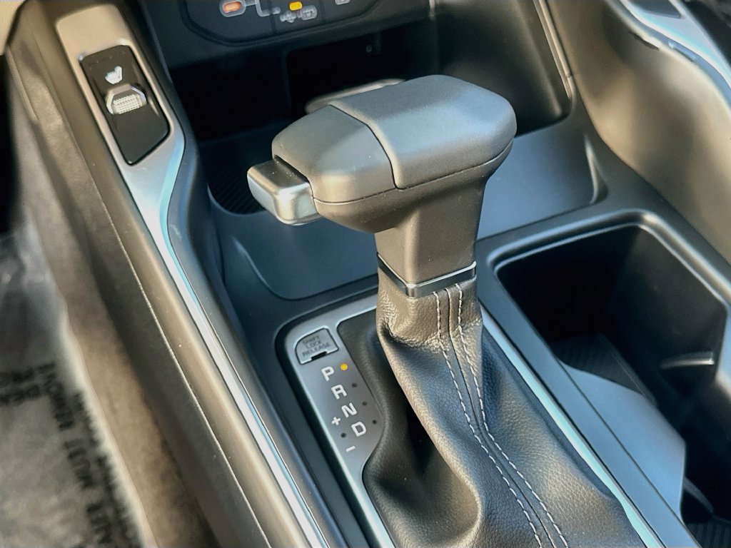 New 2026 Kia Sorento S FWD image 16