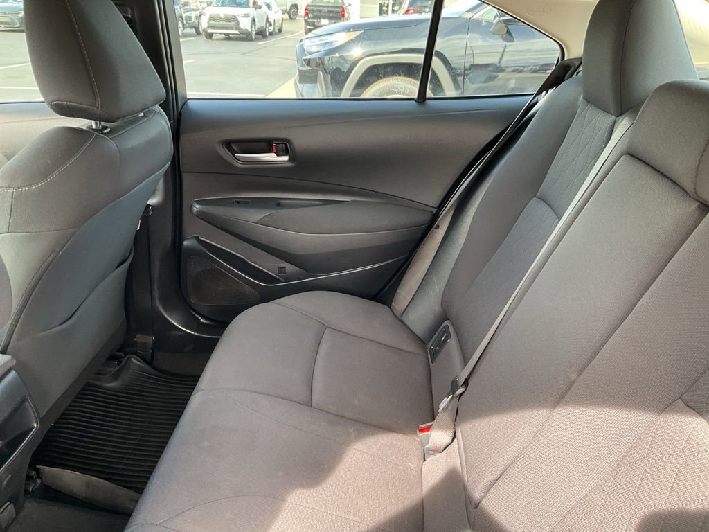 Used 2020 Toyota Corolla LE image 12