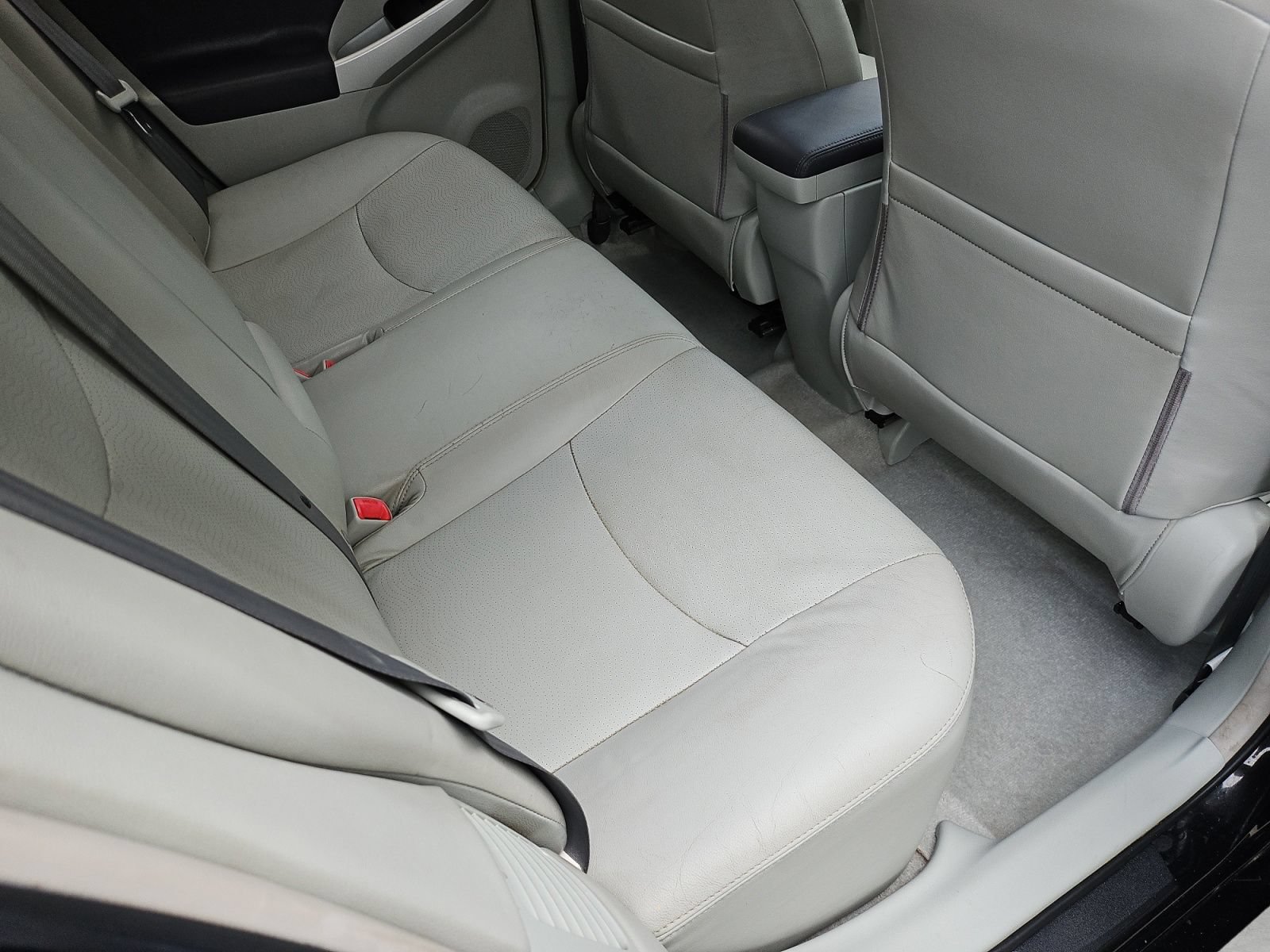 Used 2010 Toyota Prius Four w/ Solar Roof Pkg FWD image 30