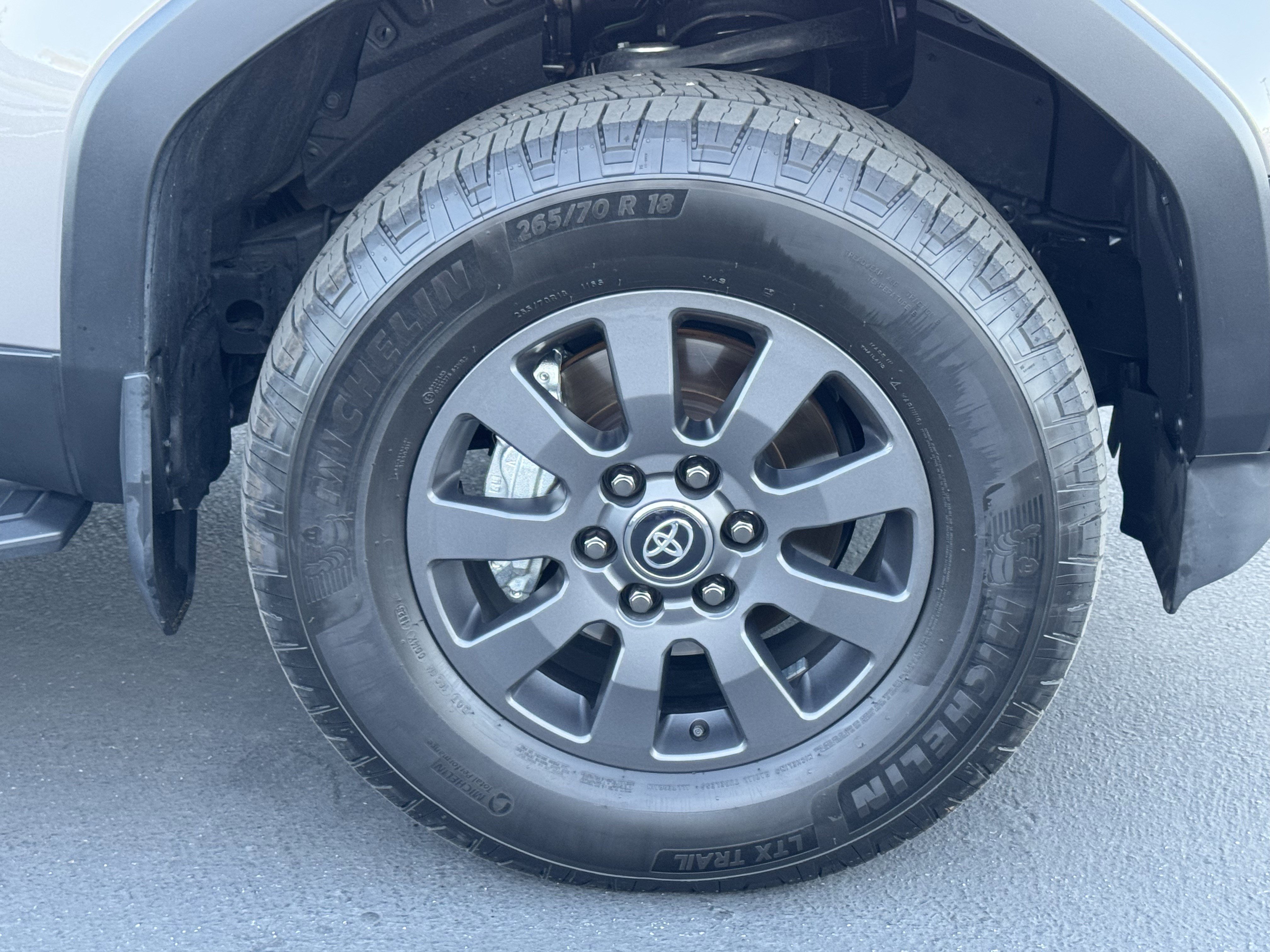 Used 2025 Toyota Land Cruiser image 12