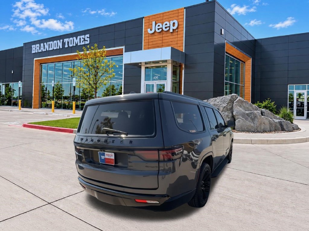 Used 2023 Jeep Wagoneer Series II RWD image 7