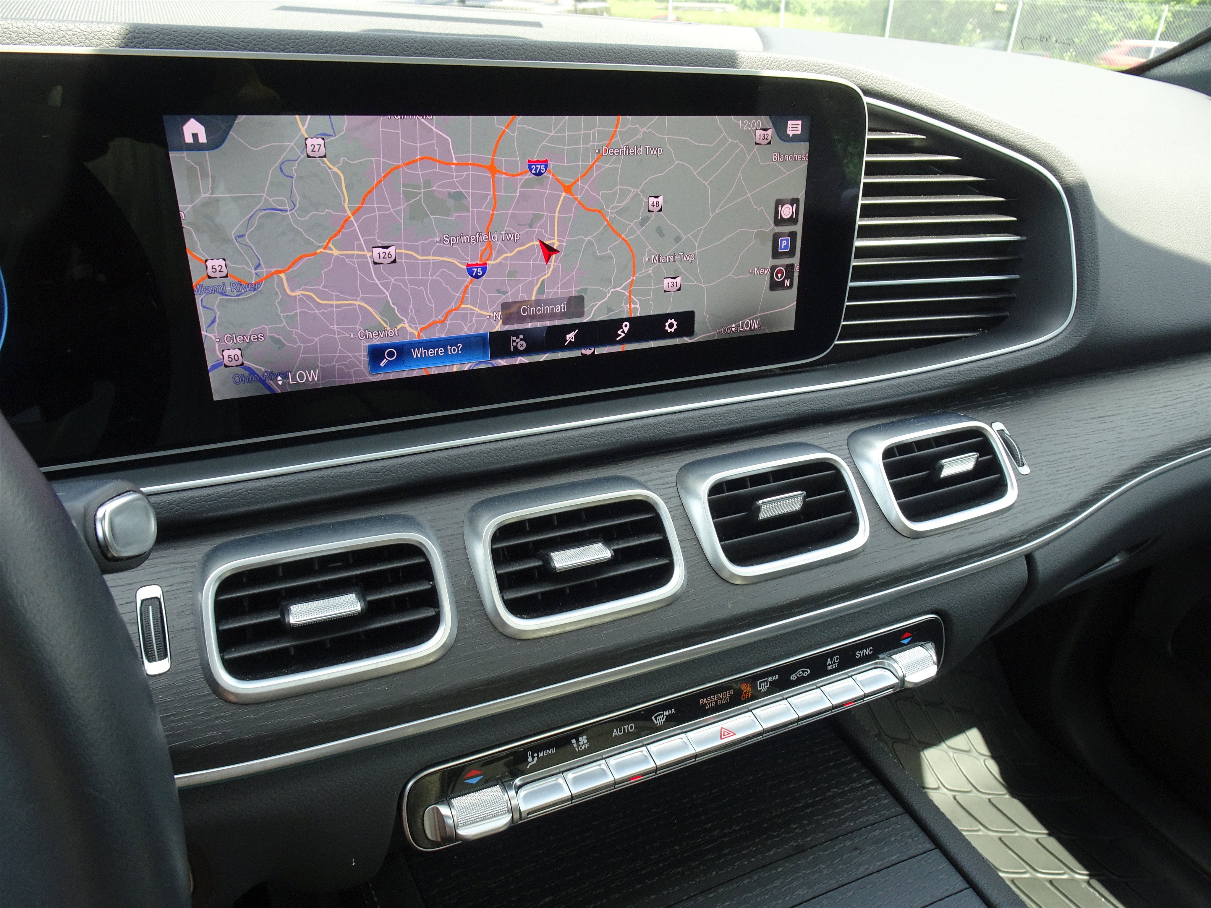 Used 2023 Mercedes-Benz GLE 350 4MATIC image 3