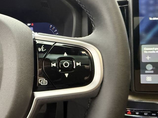 New 2026 Volvo XC60 B5 Plus w/ Protection Package Premier image 17