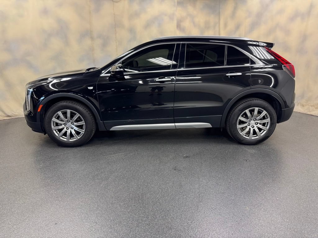 Used 2023 Cadillac XT4 Premium Luxury AWD/4WD image 3