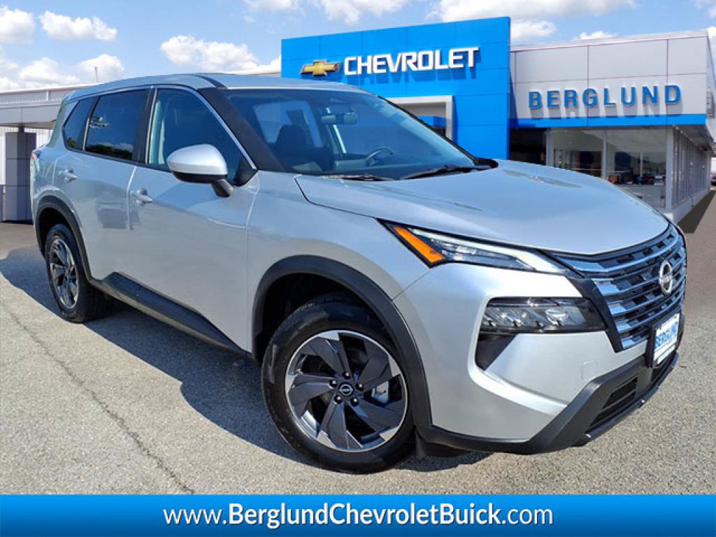 Used 2025 Nissan Rogue SV FWD image 1
