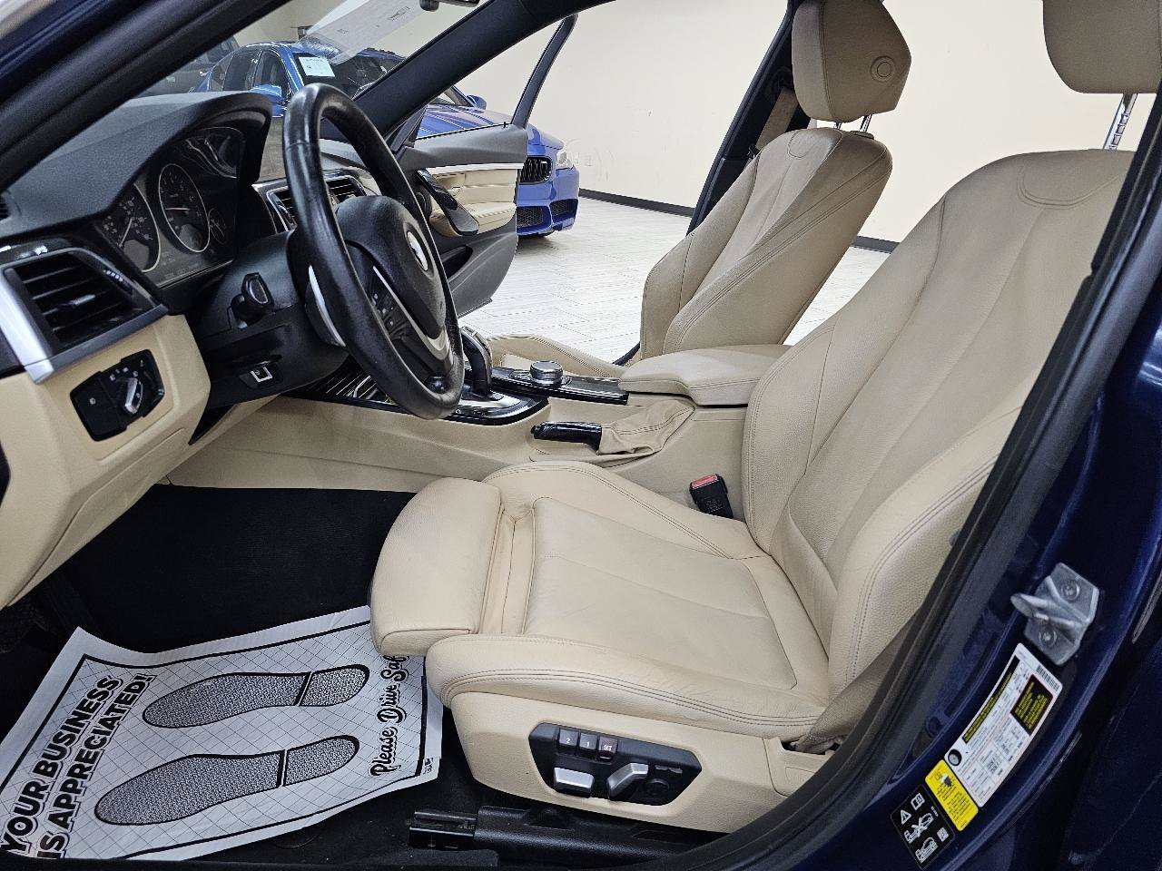 Used 2017 BMW 330i xDrive Sedan AWD/4WD image 17
