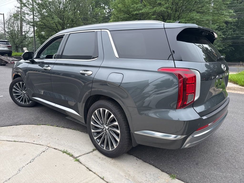 Used 2023 Hyundai Palisade Calligraphy AWD/4WD image 5