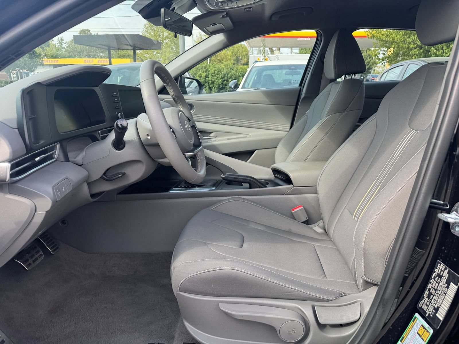 Used 2026 Hyundai Elantra Sport FWD image 25