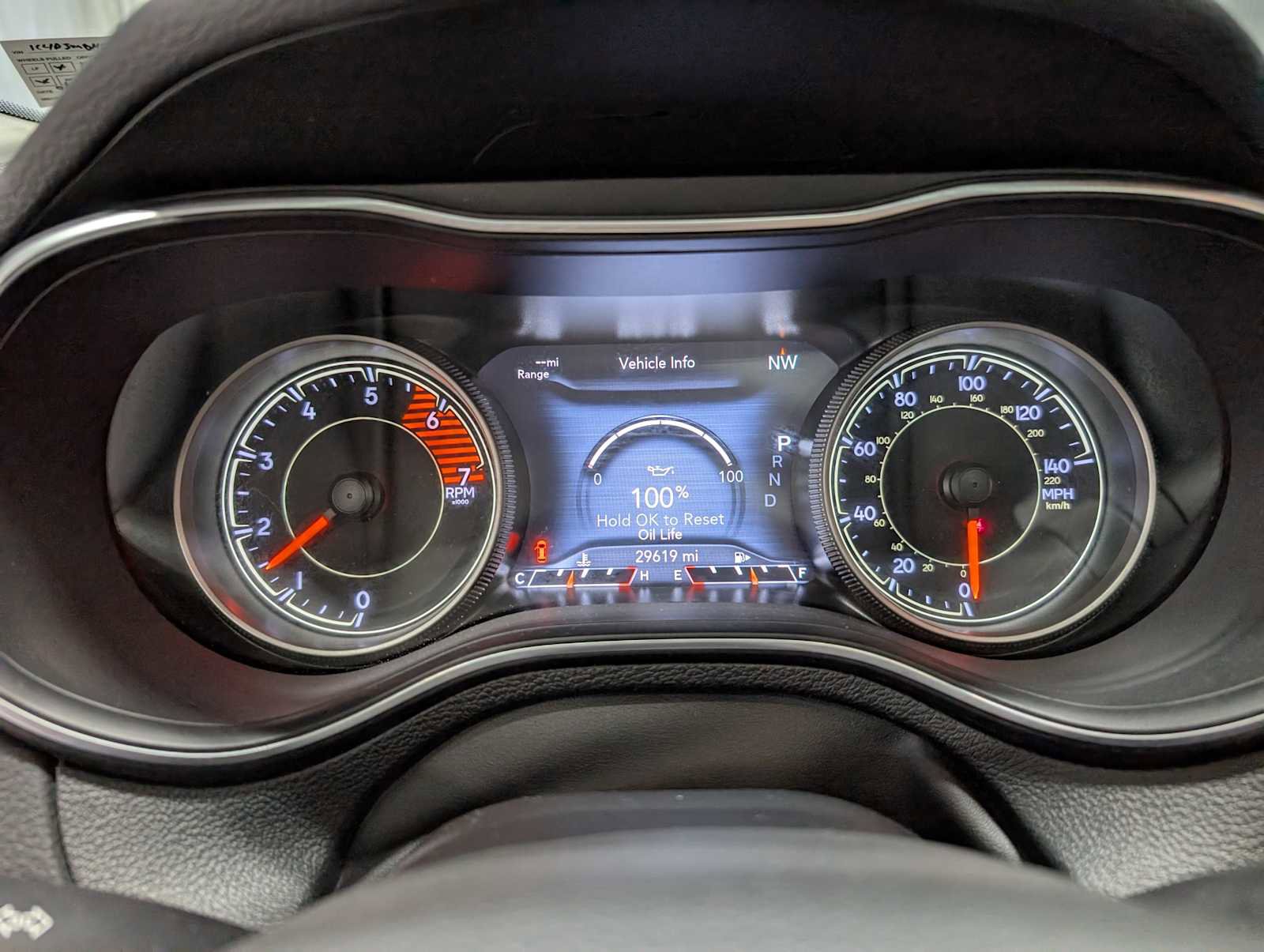 Used 2020 Jeep Cherokee Limited image 24