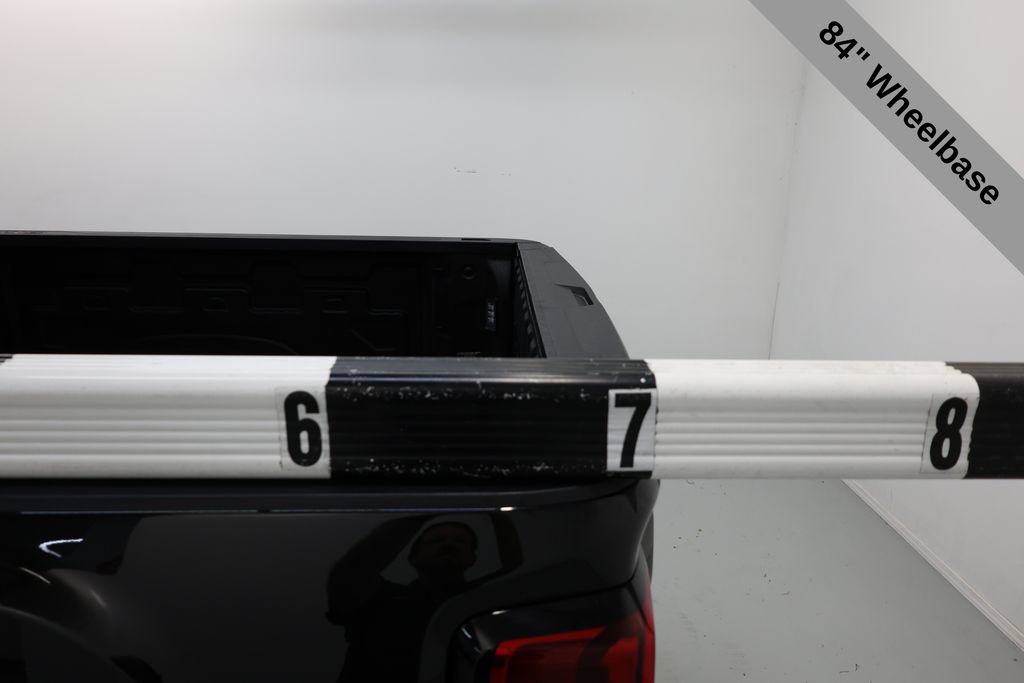 Used 2023 GMC Sierra 2500 Denali w/ Denali Black Diamond Edition AWD/4WD image 47