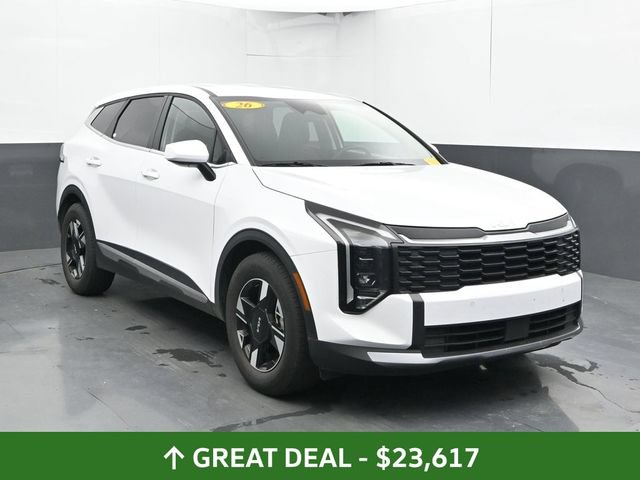 Used 2026 Kia Sportage LX FWD image 7