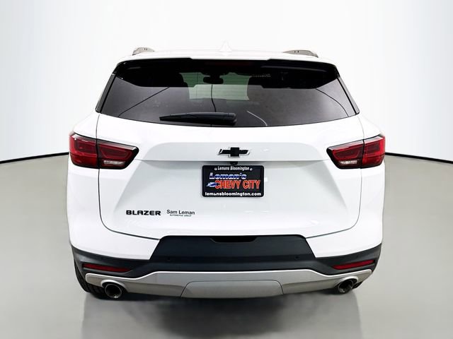 Used 2025 Chevrolet Blazer LT w/ Midnight/Sport Edition image 7