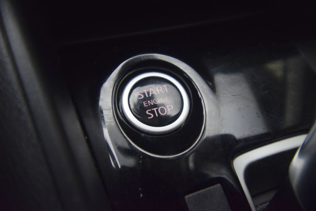 Used 2024 Nissan Versa SR w/ Trunk Package FWD image 32