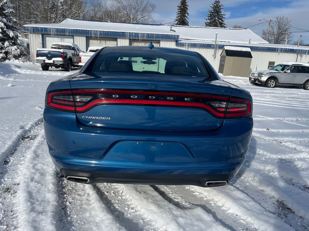 Used 2023 Dodge Charger SXT image 6