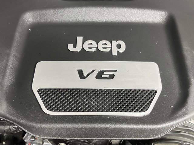 Used 2017 Jeep Wrangler Unlimited Sahara w/ Quick Order Package 23E Chief image 9