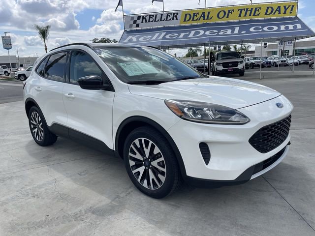 Used 2020 Ford Escape SE Sport AWD/4WD image 2