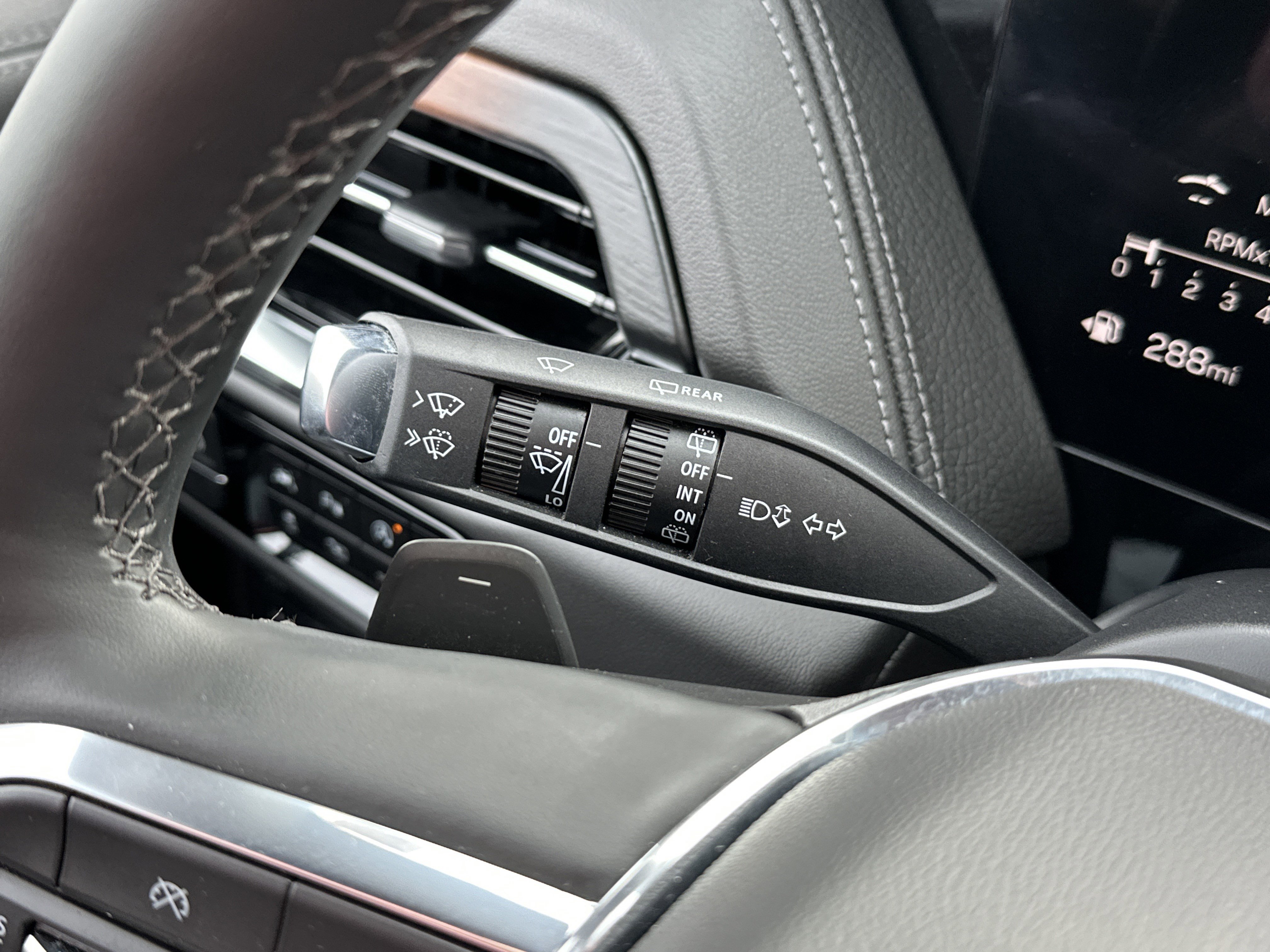 Certified 2025 GMC Yukon XL Denali image 20