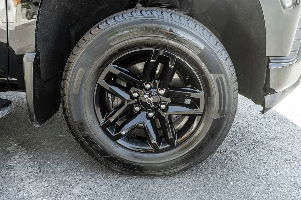 Used 2022 Chevrolet Silverado 1500 LT Trail Boss w/ Bed Protection Package AWD/4WD image 5