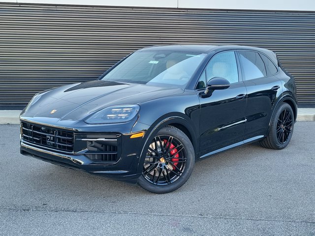 New 2026 Porsche Cayenne GTS AWD/4WD image 1