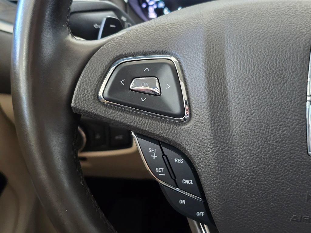 Used 2019 Lincoln MKC Reserve w/ MKC Climate Package FWD image 18