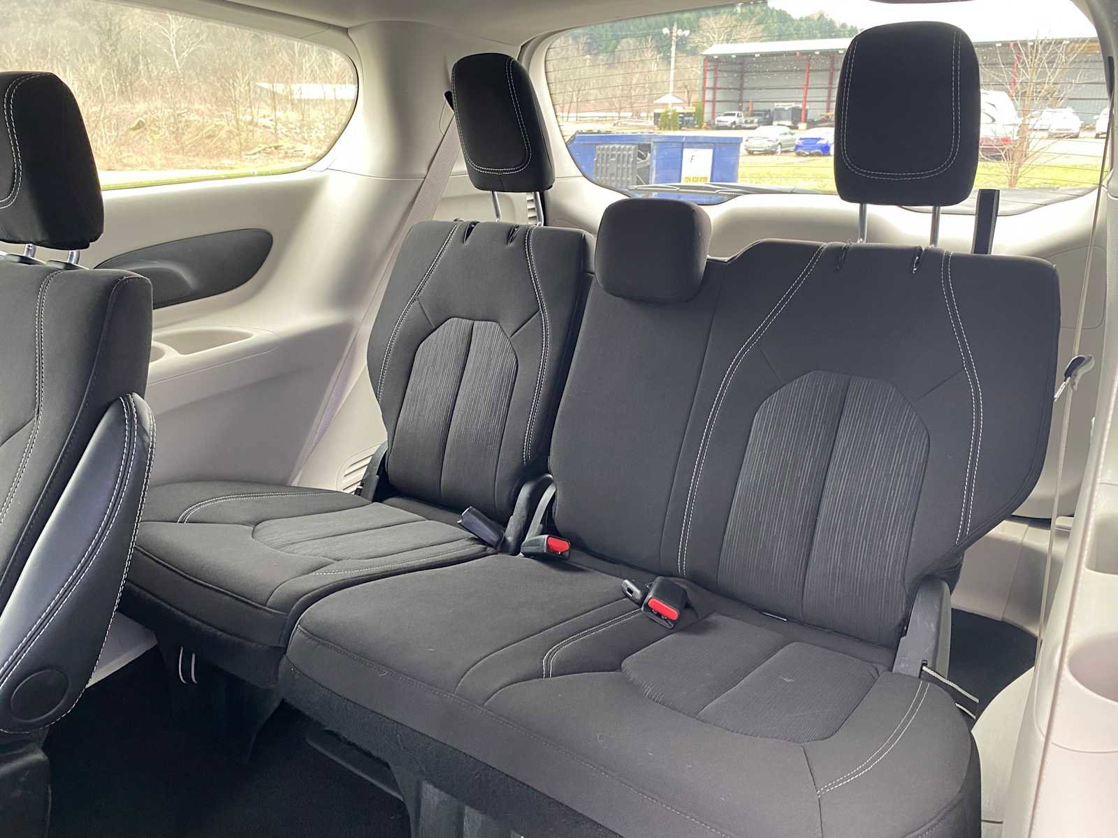 Used 2024 Chrysler Voyager LX image 12