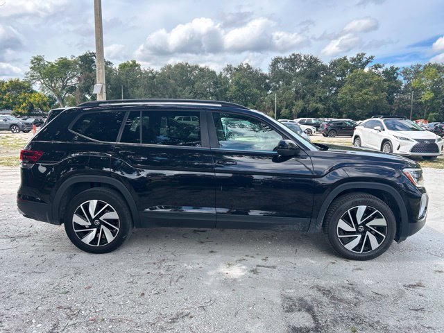 Used 2025 Volkswagen Atlas SE AWD/4WD image 19