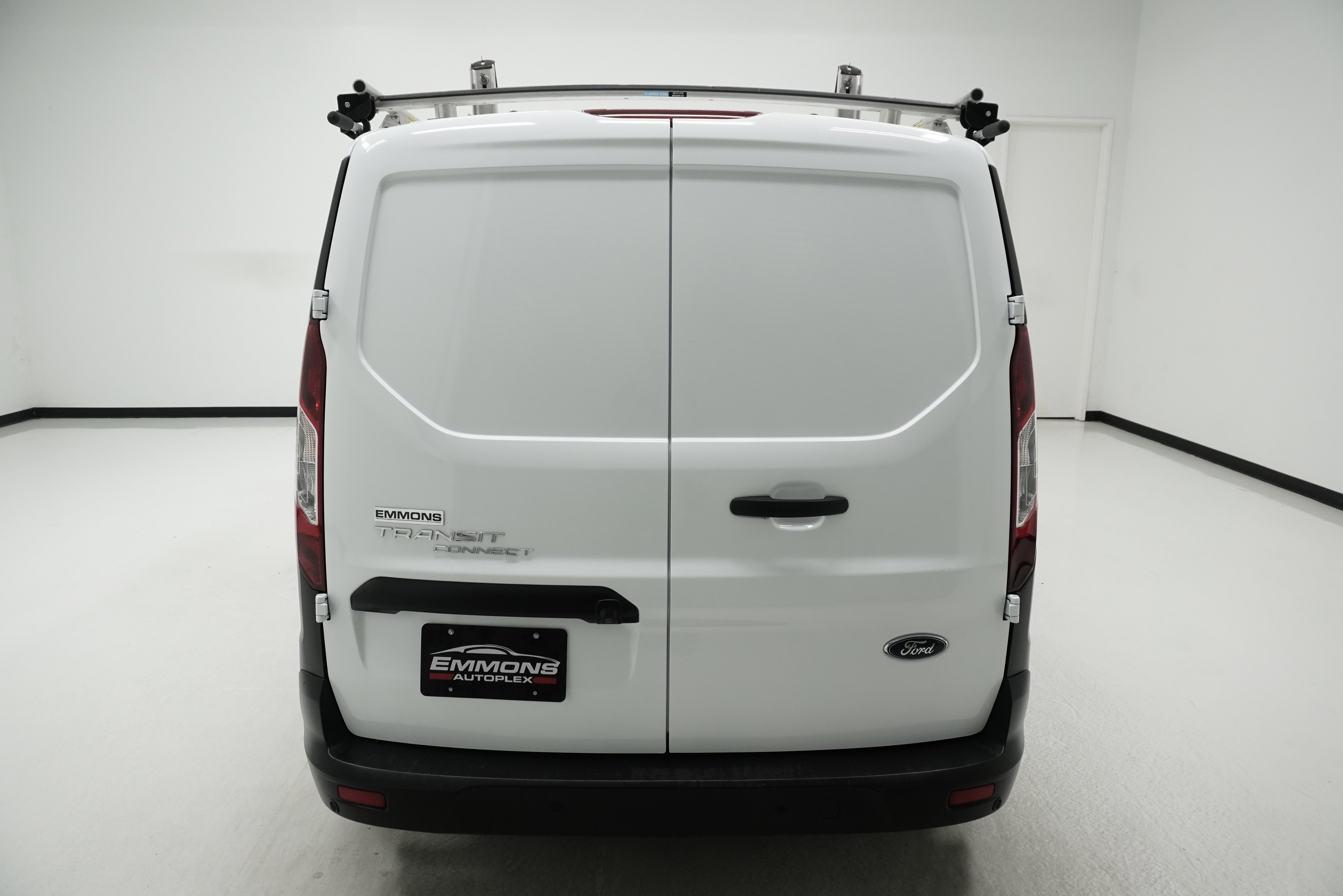 Used 2020 Ford Transit Connect XL image 5