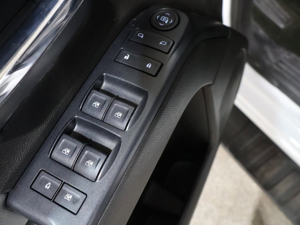 Used 2016 GMC Sierra 1500 4x4 Double Cab image 13