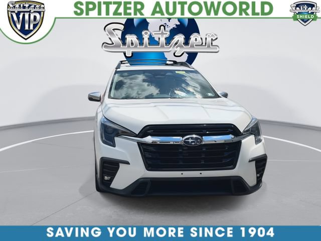Used 2023 Subaru Ascent Limited w/ Technology Package AWD/4WD image 3