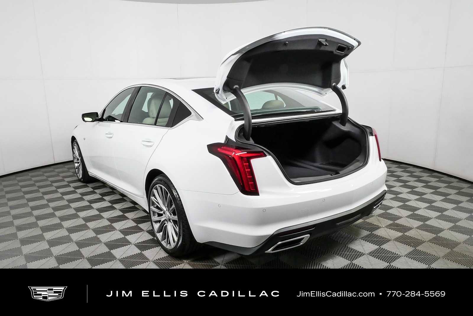 New 2026 Cadillac CT5 Premium Luxury w/ Technology Package RWD image 32