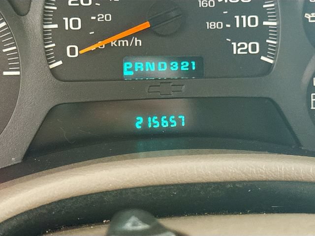 Used 2004 Chevrolet TrailBlazer LS w/ LS Preferred Equipment Group AWD/4WD image 10