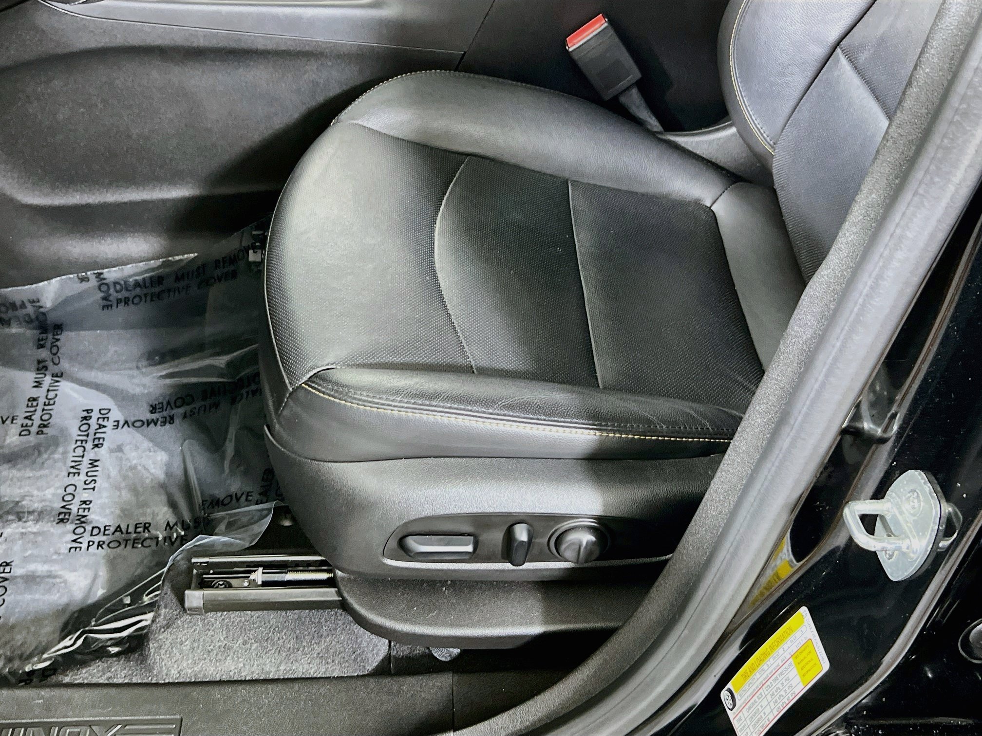 Used 2020 Chevrolet Equinox LT w/ Midnight Edition AWD/4WD image 19
