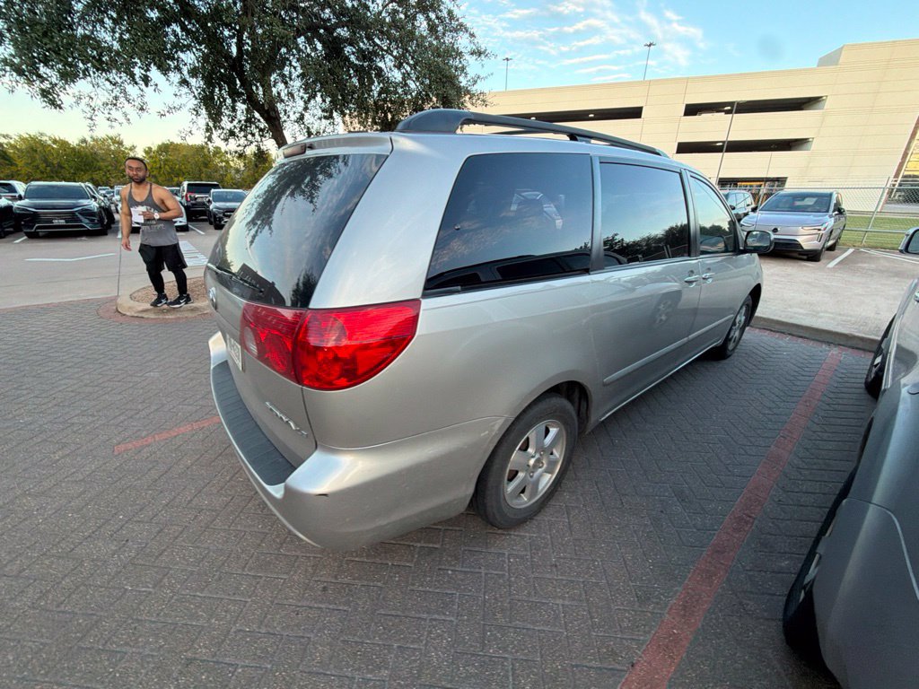 Used 2006 Toyota Sienna CE FWD image 15