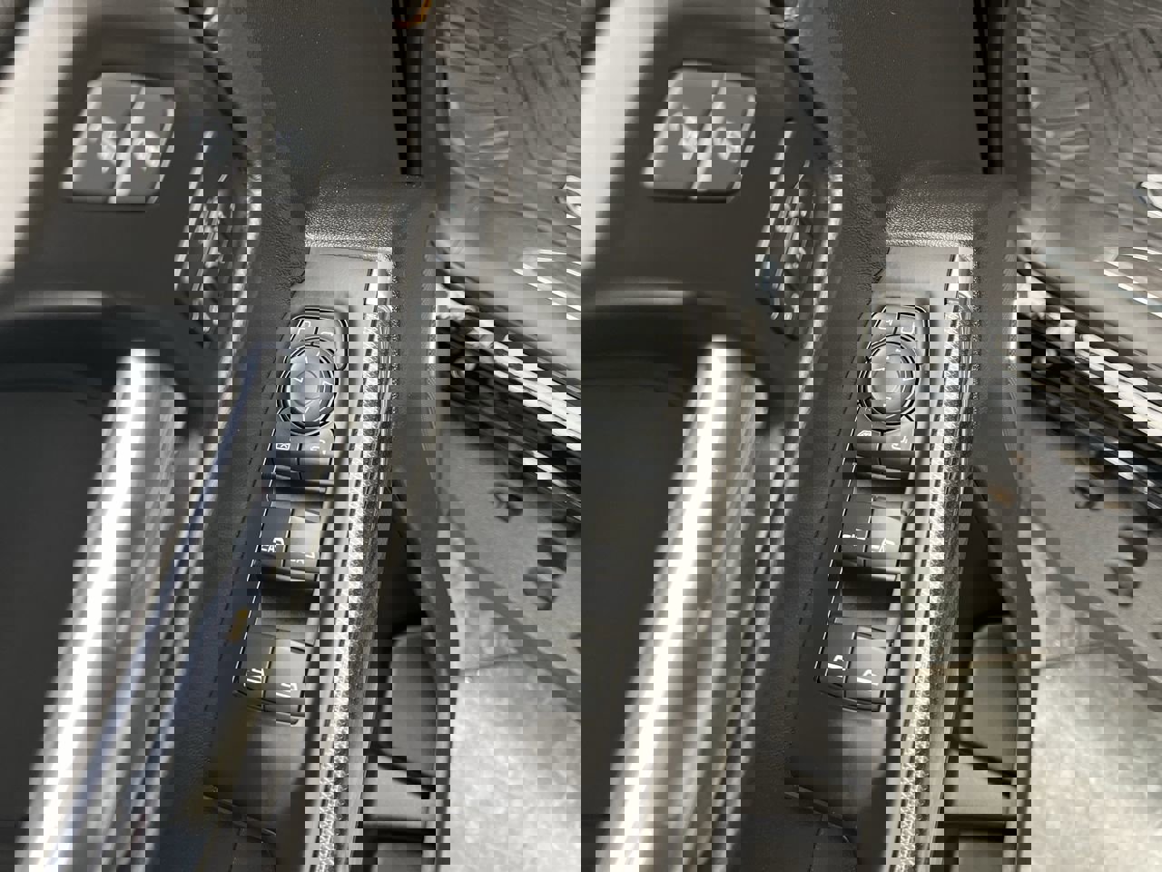 Used 2020 GMC Sierra 1500 AT4 w/ AT4 Preferred Package image 8