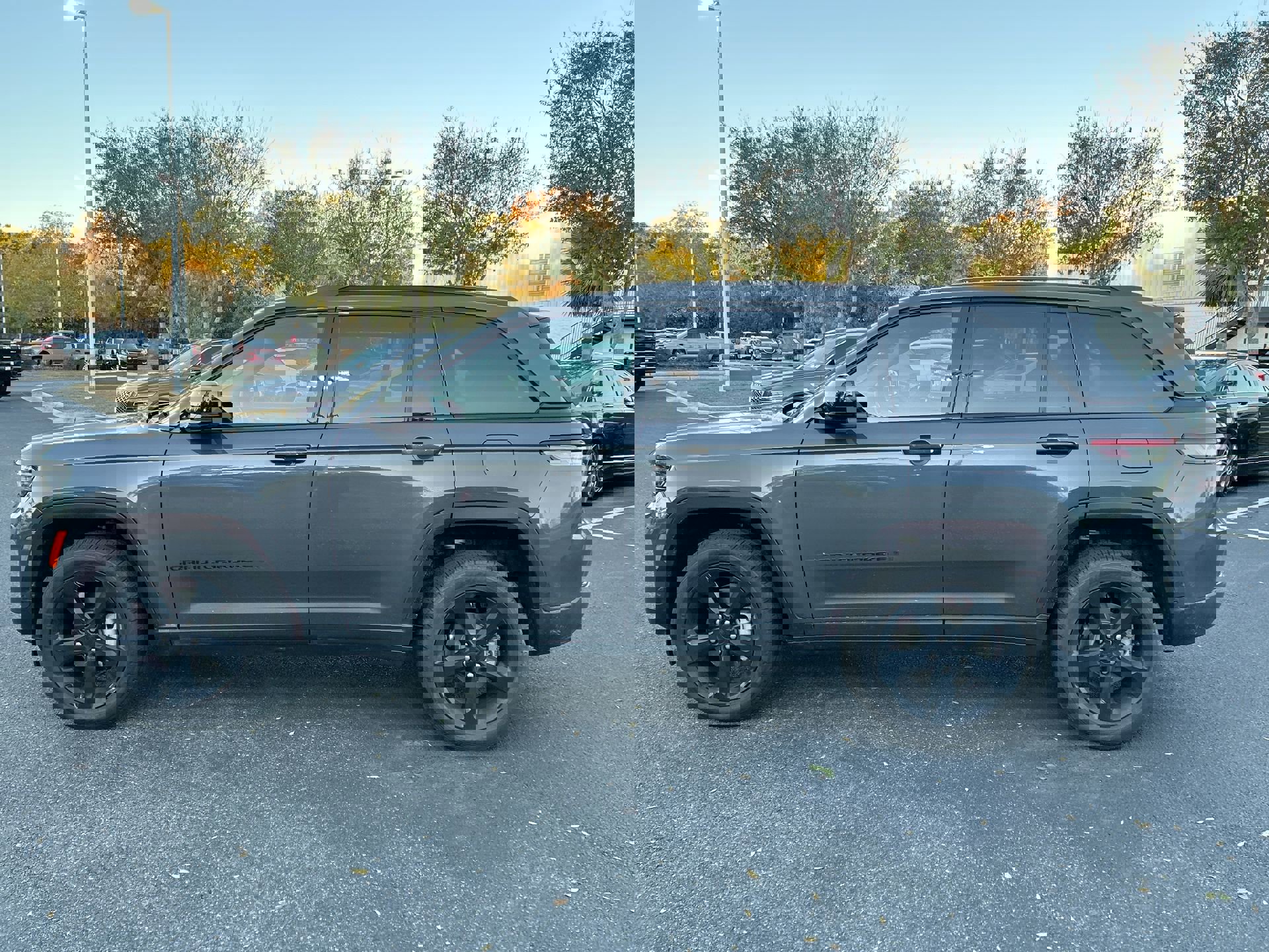 Used 2025 Jeep Grand Cherokee Limited image 6