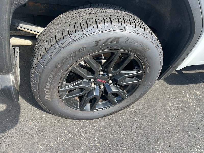 Used 2020 GMC Sierra 1500 Elevation w/ Elevation Value Package AWD/4WD image 11