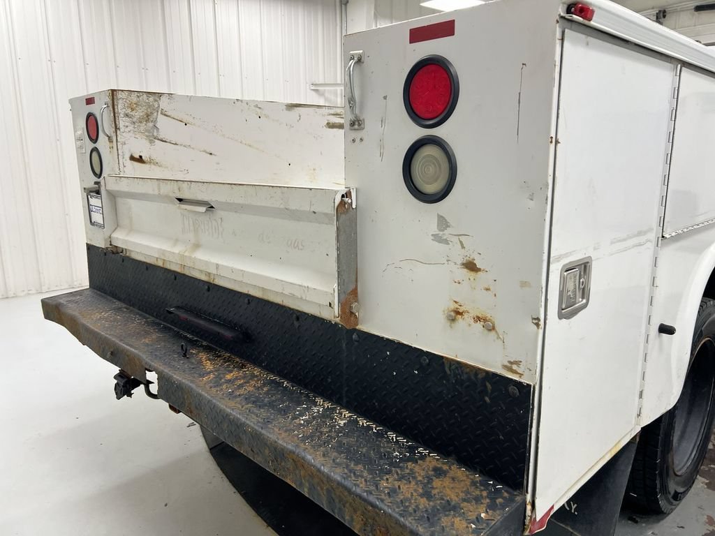Used 2012 Ford F550 2WD Regular Cab Super Duty w/ Payload Upgrade Pkg image 23