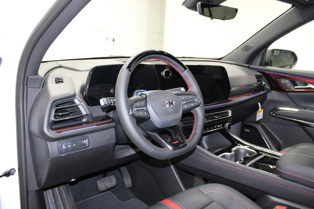 New 2026 Chevrolet Traverse RS w/ LPO, Floor Liner Package image 14