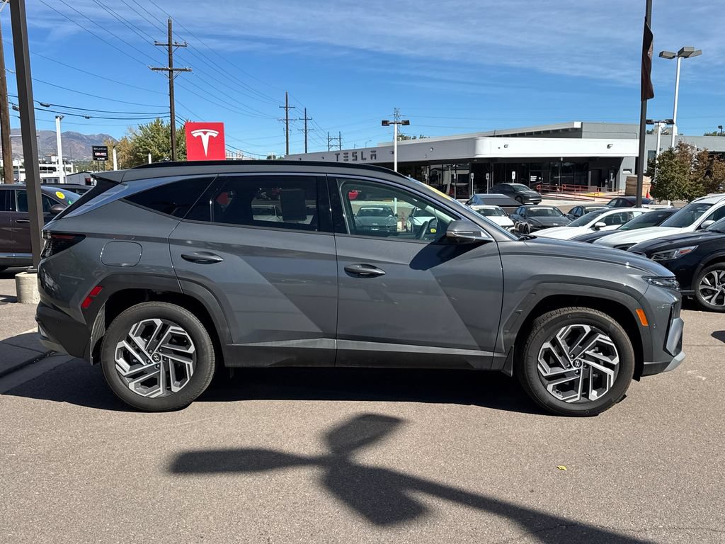Certified 2026 Hyundai Tucson Limited AWD/4WD image 6