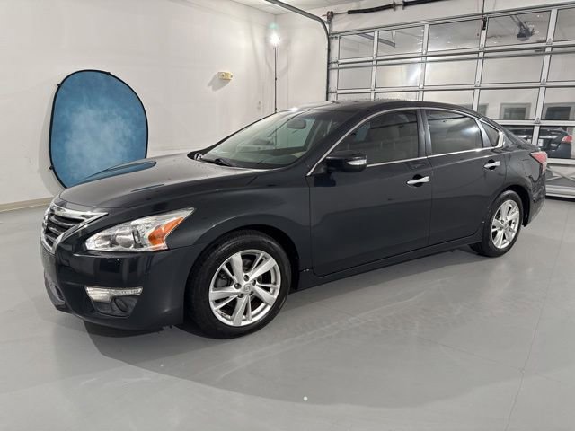 Used 2014 Nissan Altima 2.5 SL w/ Technology Package FWD image 4