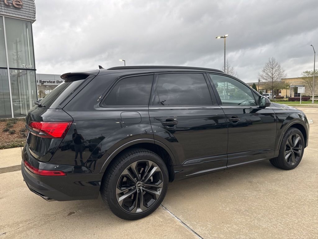 Used 2025 Audi Q7 3.0T Premium Plus w/ Premium Plus Package image 2